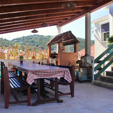 By The Sea Zrnovska Banja, Korcula - 9186 アパート Žrnovo